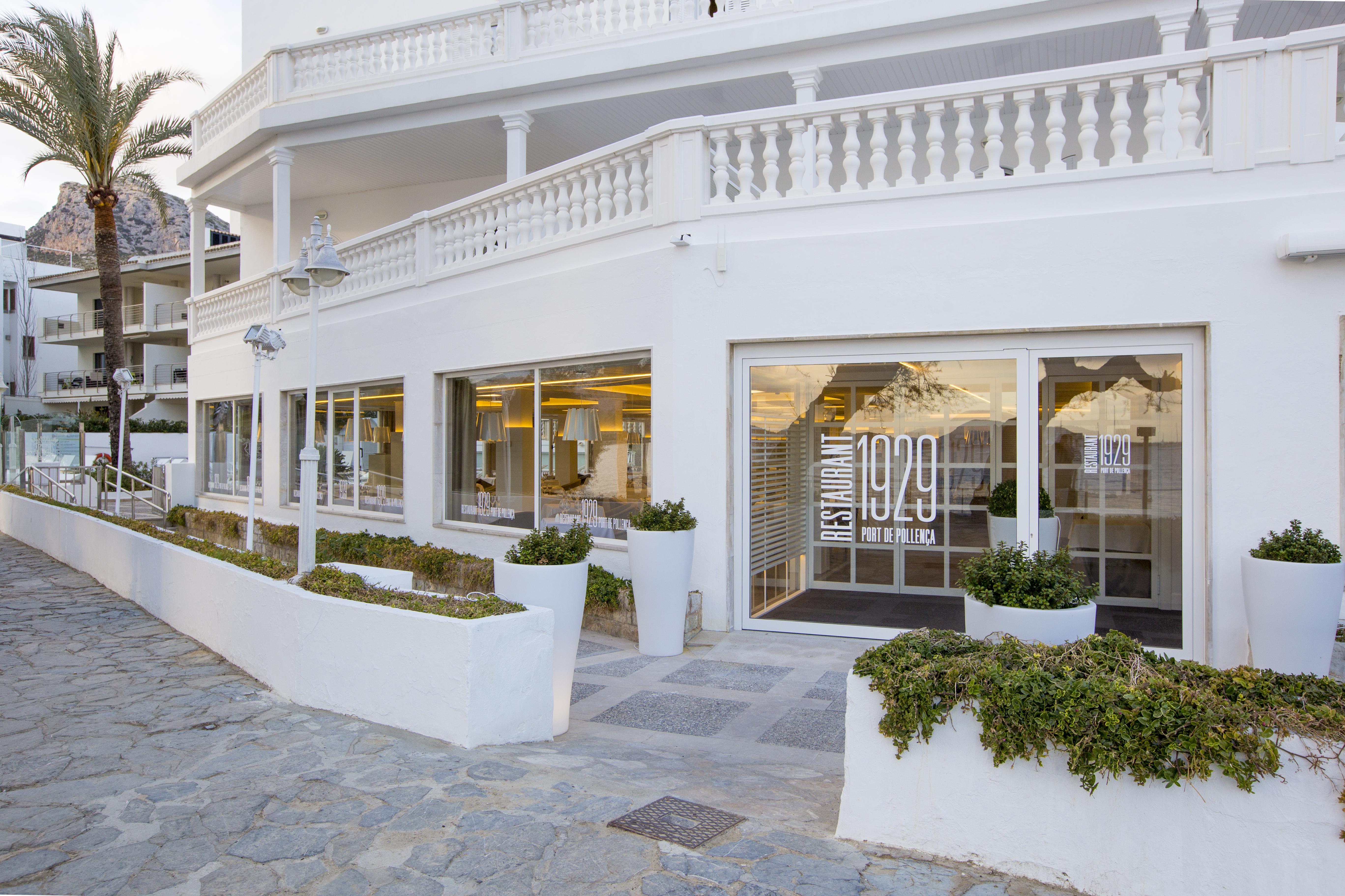 Hotel Illa D'Or & Club Apts 4* Sup Port de Pollenca Exterior photo