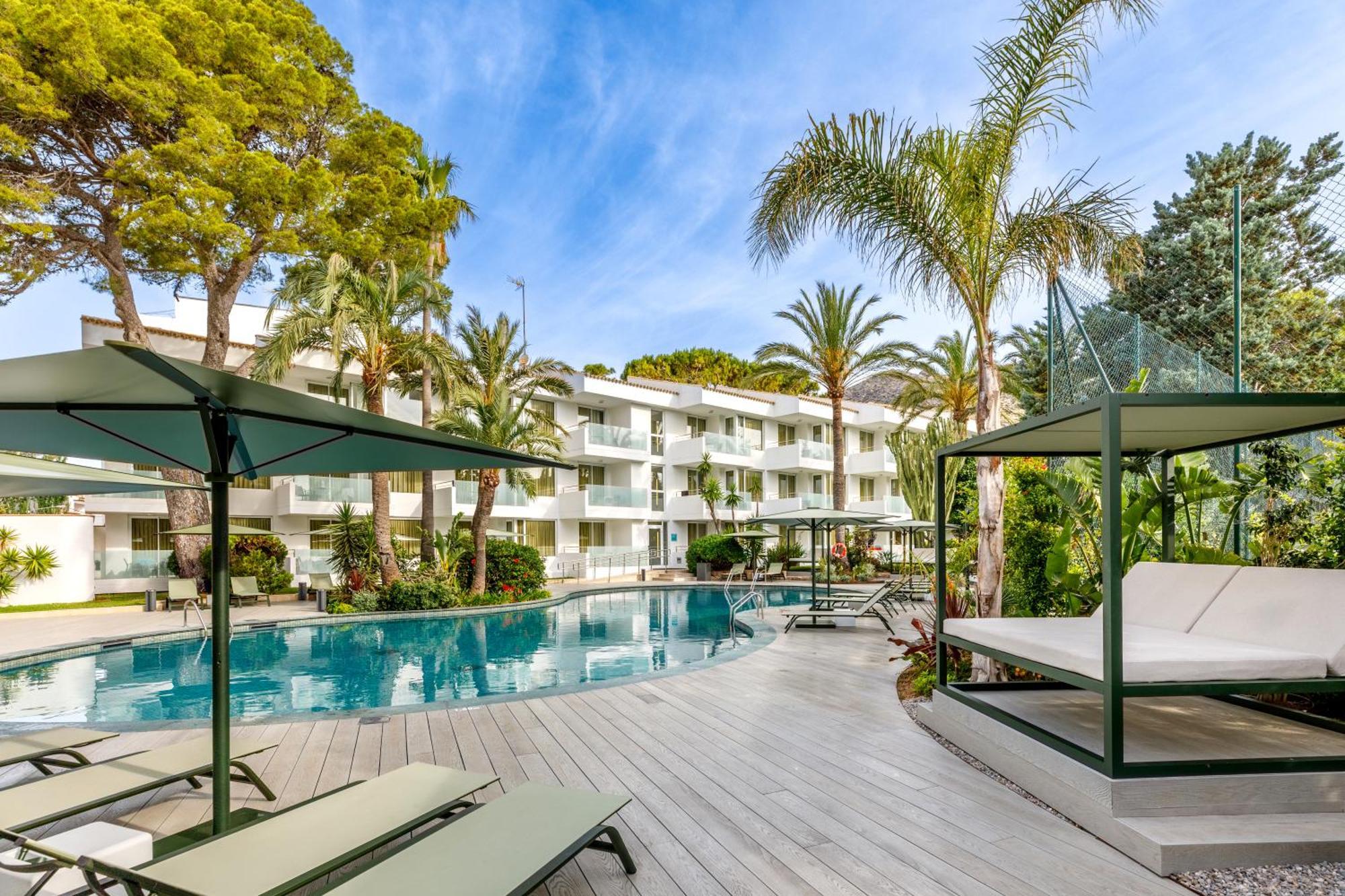 Hotel Illa D'Or & Club Apts 4* Sup Port de Pollenca Exterior photo