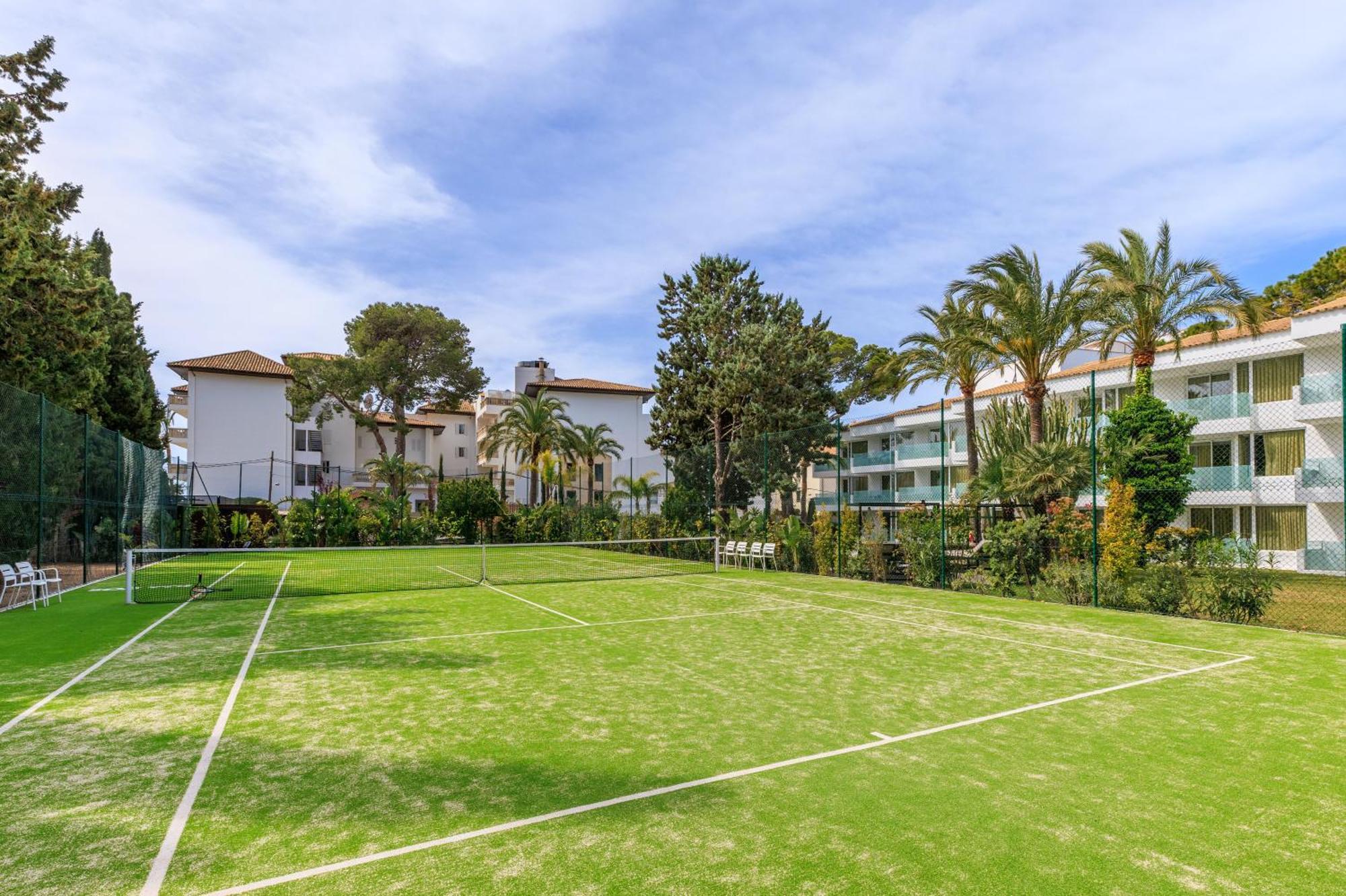 Hotel Illa D'Or & Club Apts 4* Sup Port de Pollenca Exterior photo
