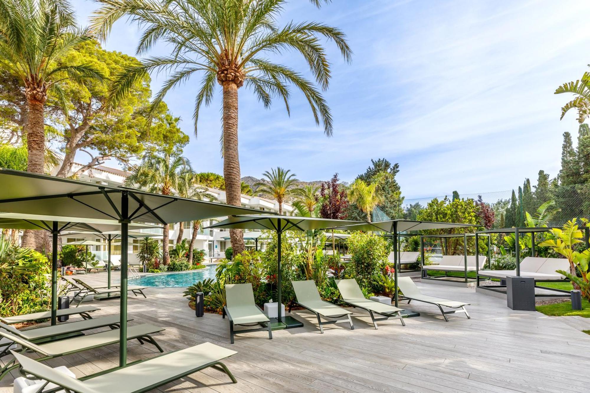 Hotel Illa D'Or & Club Apts 4* Sup Port de Pollenca Exterior photo